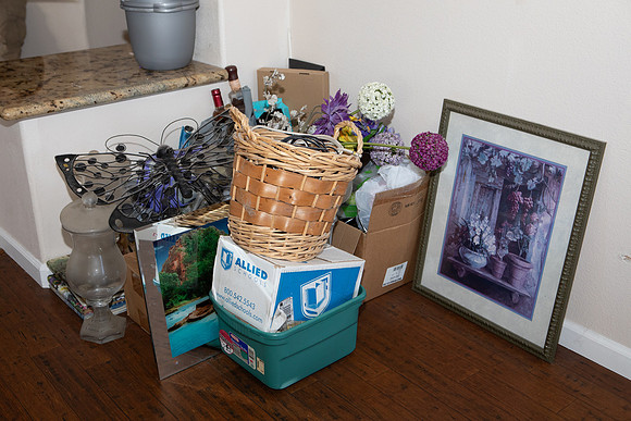 remove clutter from floor